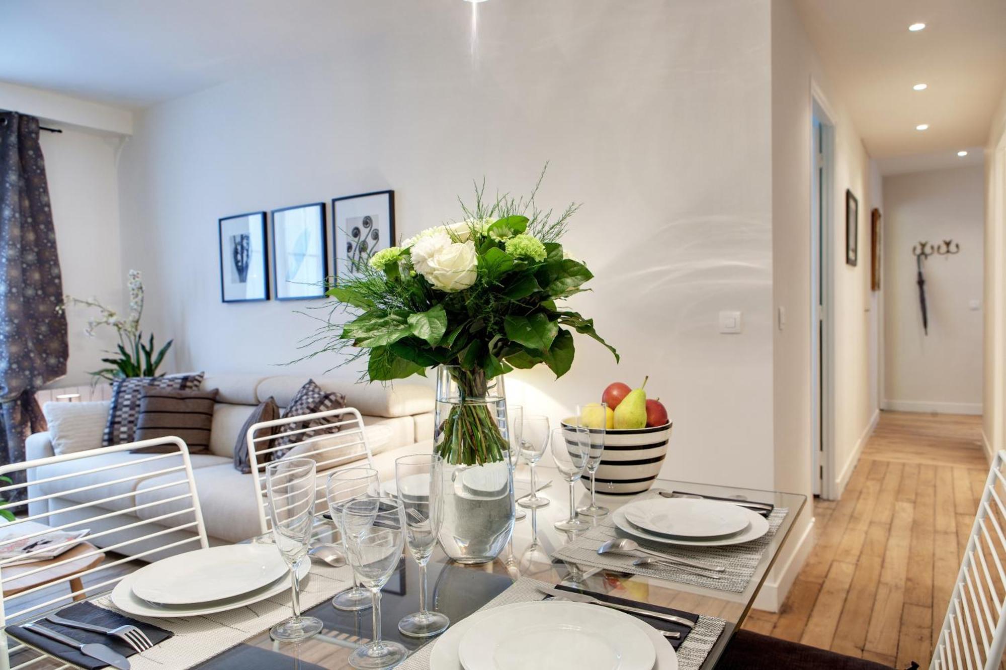 Sevigne Elegant Apartment *